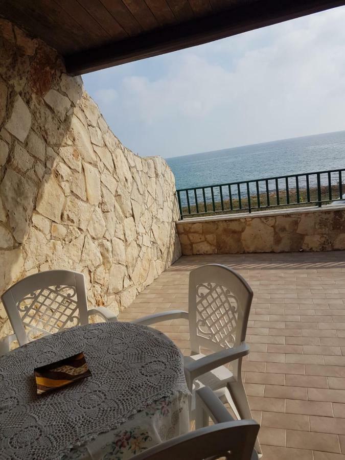 فيلا Casa Fronte Mare Puro Relax Cava dʼAliga المظهر الخارجي الصورة